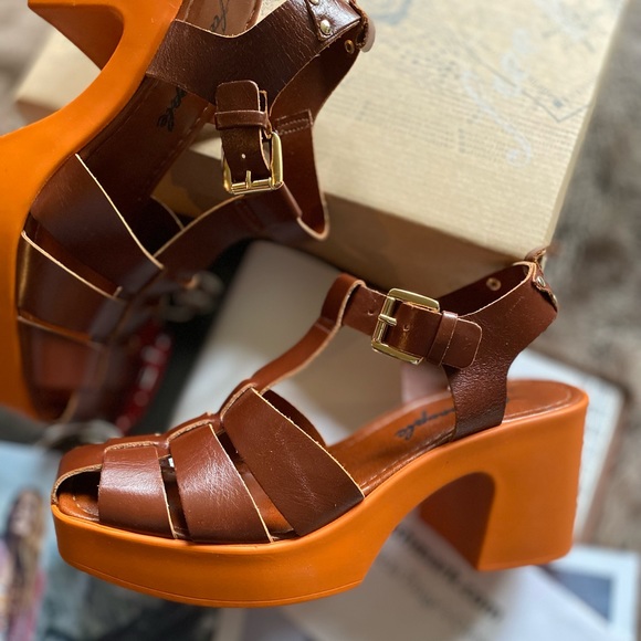 Free People Pacific Platform Fishermen Heels - Picture 14 of 16